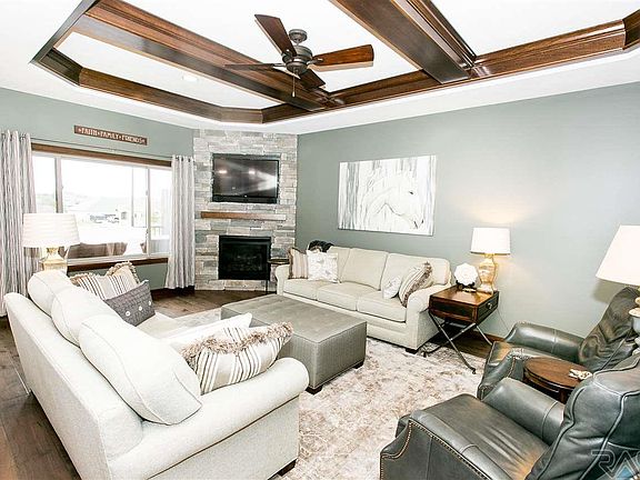2nd image of 7546 S Grand Arbor Pl