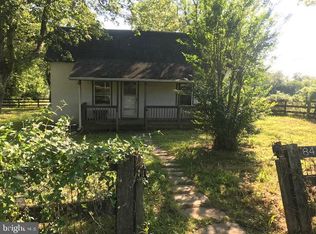 8437 Holtzclaw Rd, Warrenton, VA 20186