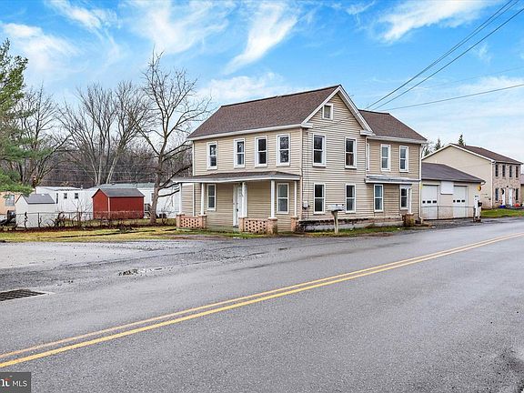 3rd image of 36 Middle Spring Ave