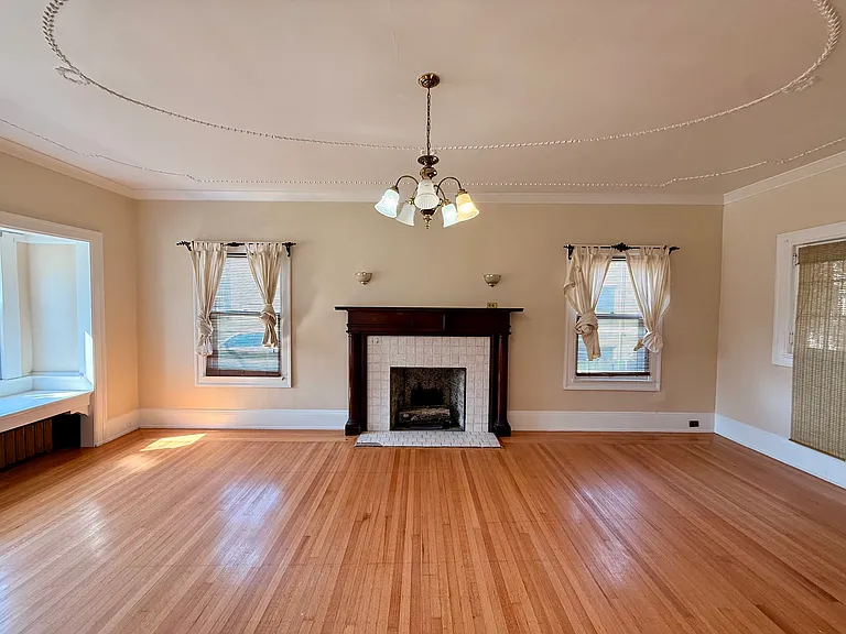 3100 Archwood Ave — Photo 7