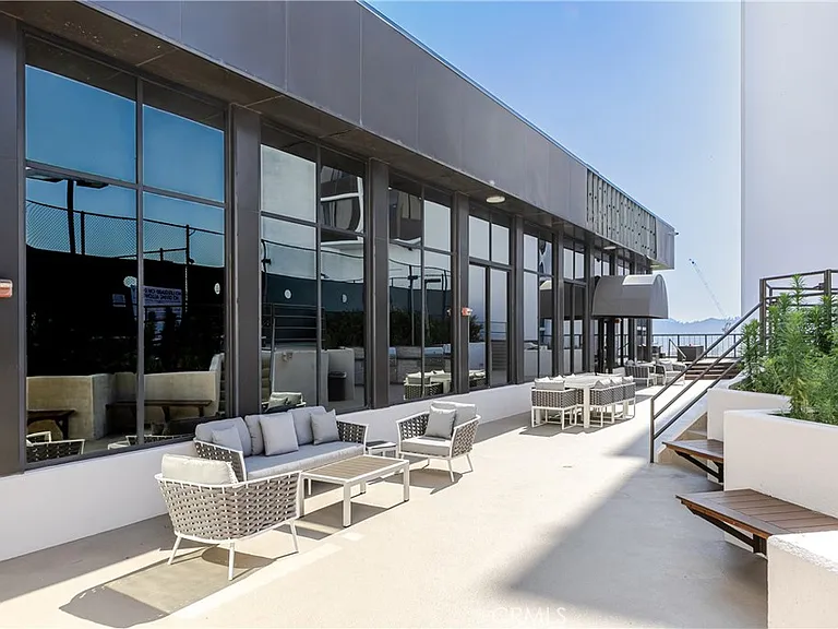 343 Pioneer Dr #Penthouse 2 — Photo 16