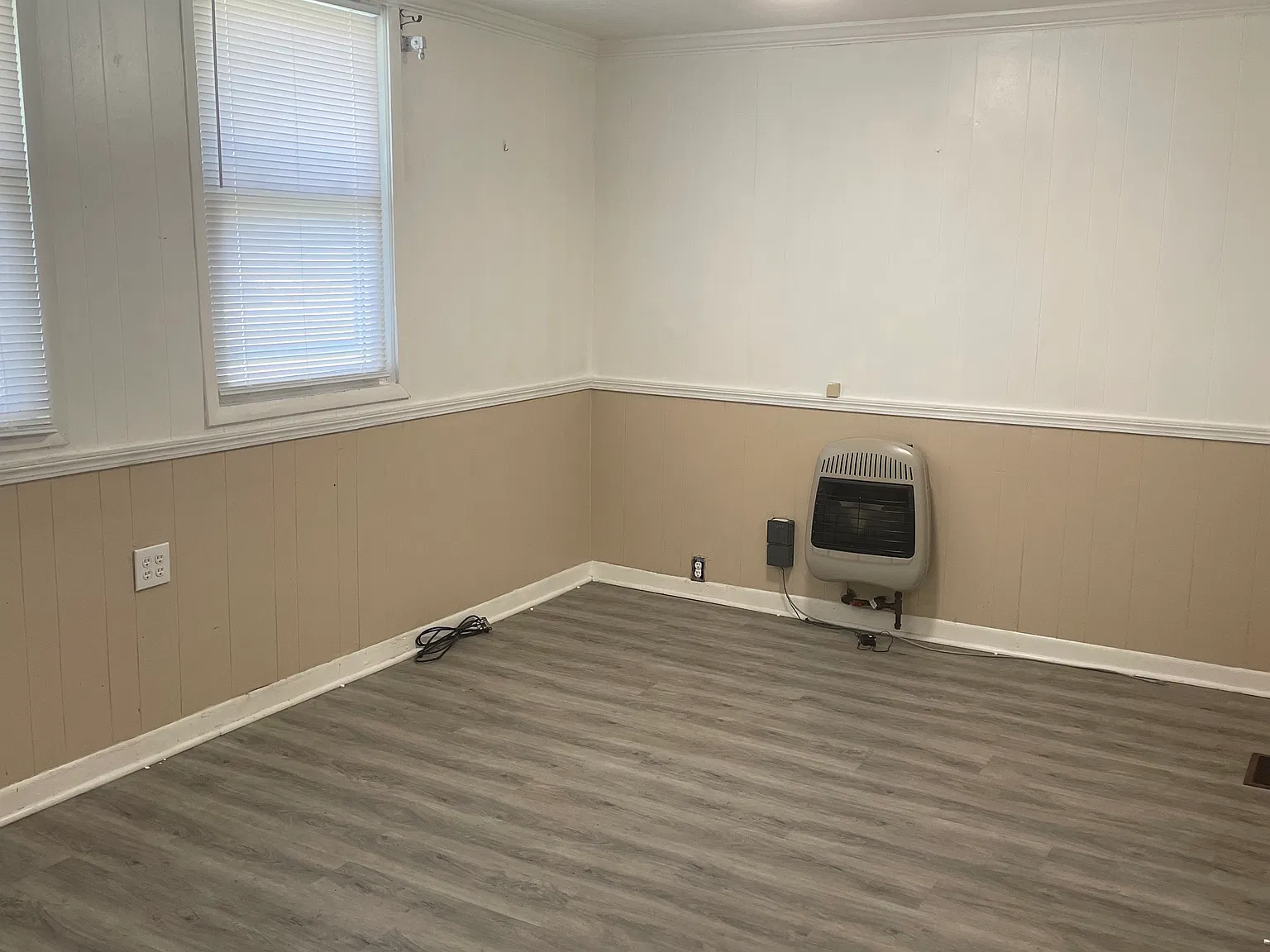 2 bed, 838 sqft, $1,100 — Photo 2