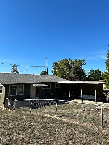 1068 W Pilger St Photo 1
