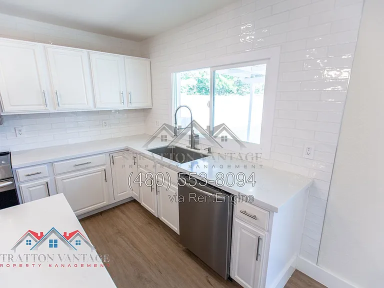 433 W Santa Cruz Dr — Photo 14
