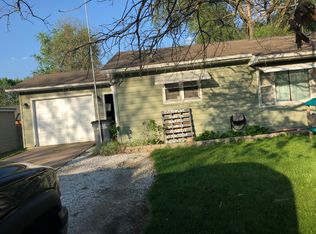 313 S McDonough St, Colchester, IL 62326