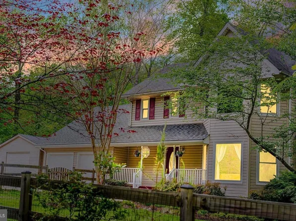 315 Heflin Rd, Stafford, VA 22556