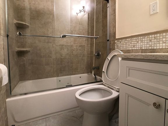 3rd image of 77-17 24th Ave #G