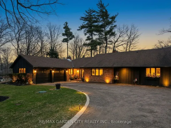 51 Park Rd S, Grimsby, ON L3M 4E7