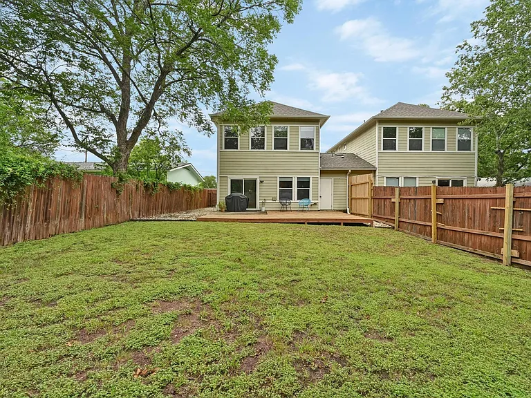 3203 Carol Ann Dr #B — Photo 22