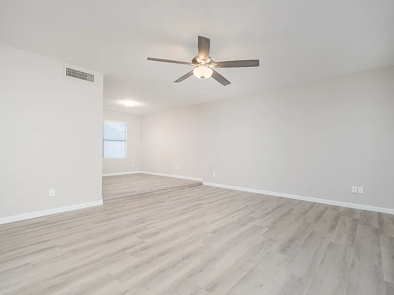 Formal Living/Formal Dining