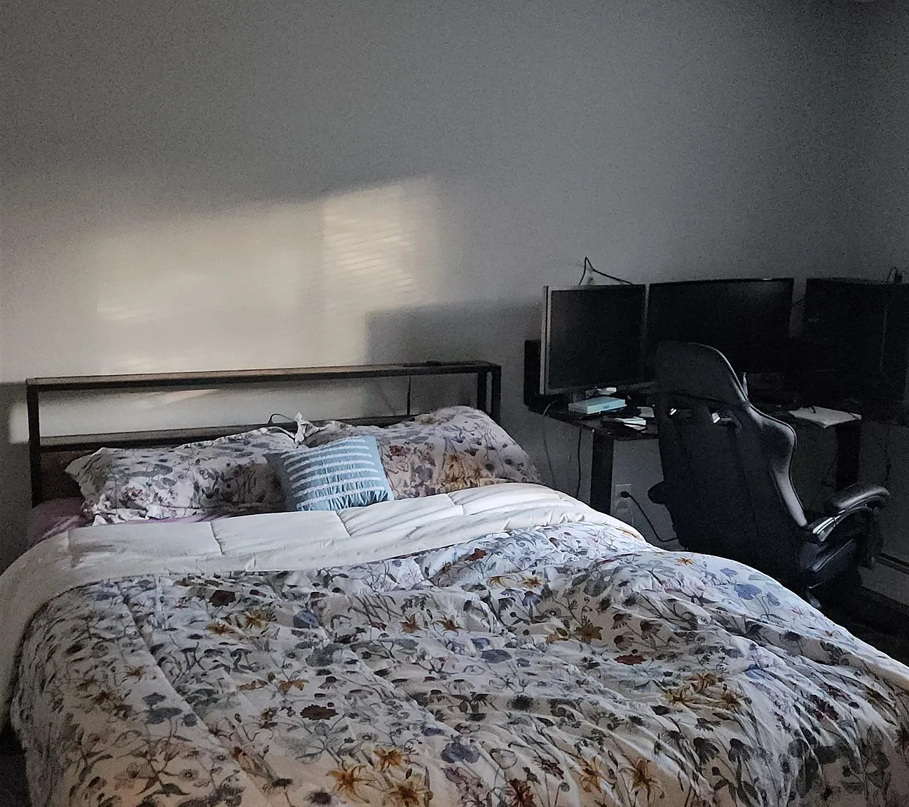 2 bed, 1.0 bath, 898 sqft, $2,200 — Photo 4