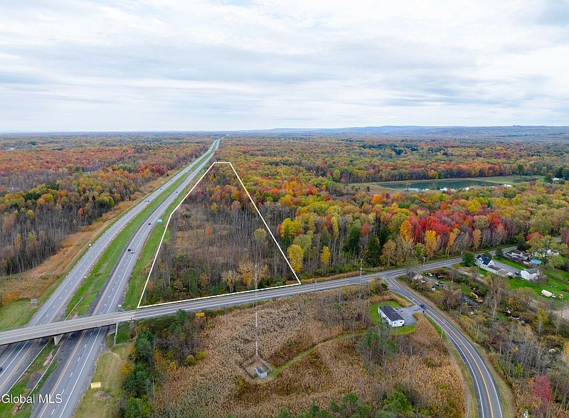 2nd image of L8 Fremont Road