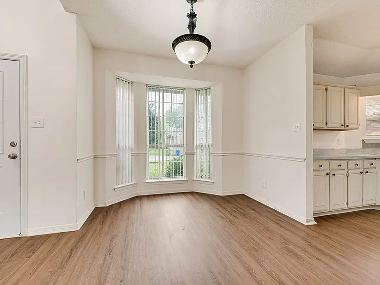 1304 Riverview Ln — Photo 15