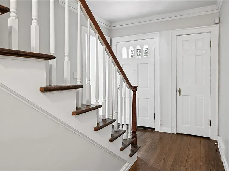 2878 N Hills Dr NE — Photo 6
