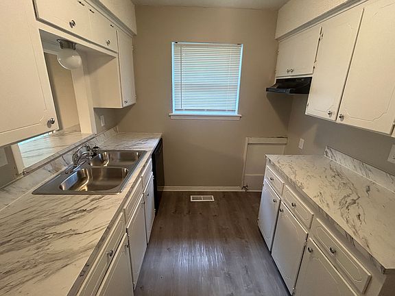 3rd image of 3716 S 110th East Ave