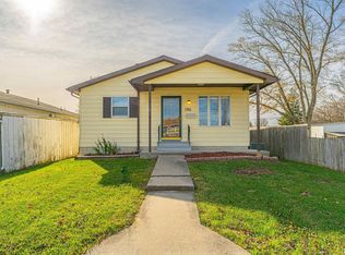1311 Delavan St, Lincoln, IL 62656