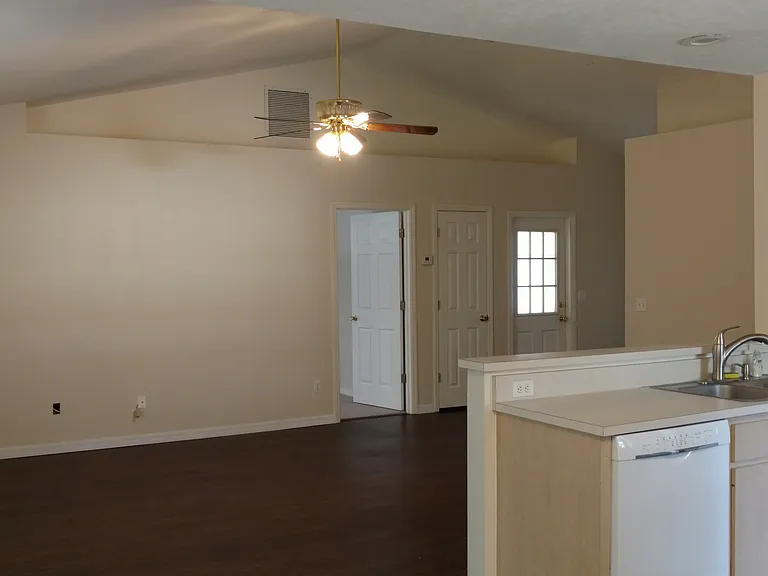 13469 NW 135th Dr — Photo 3
