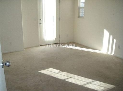 1st image of 6688 Dunraven Ave