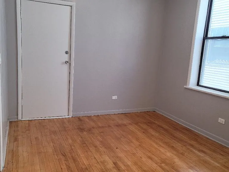 2954 W Belmont Ave #1R — Photo 14