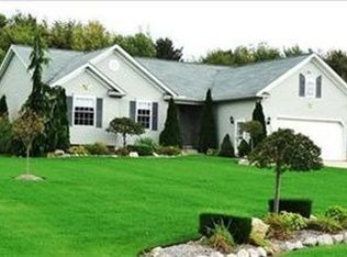 2038 Beringer Pl, Geneva, OH 44041