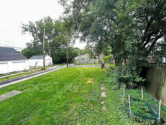 2nd image of 320 S Huron Ave