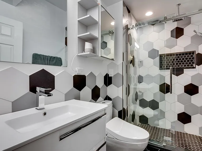 2132 W Evergreen Ave #1C — Photo 8