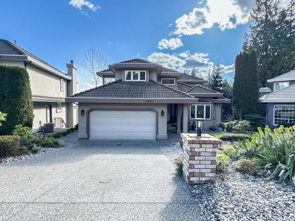 2606 Sandstone Ct, Coquitlam, BC V3E 2T9