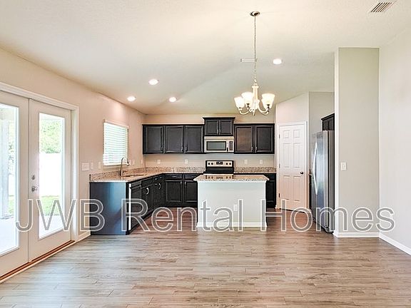 4th image of 3955 Connecticut Ave