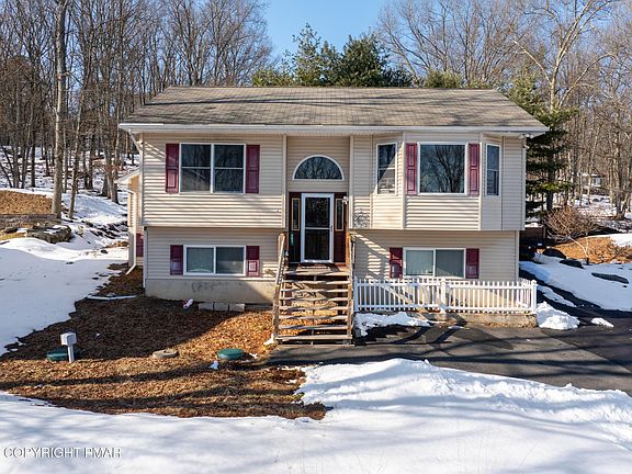 2nd image of 907 Tamaqua Dr
