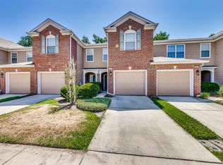 13527 Stone Pond Dr, Jacksonville, FL 32224