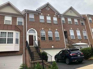 3161 Grovehurst Pl, Alexandria, VA 22310