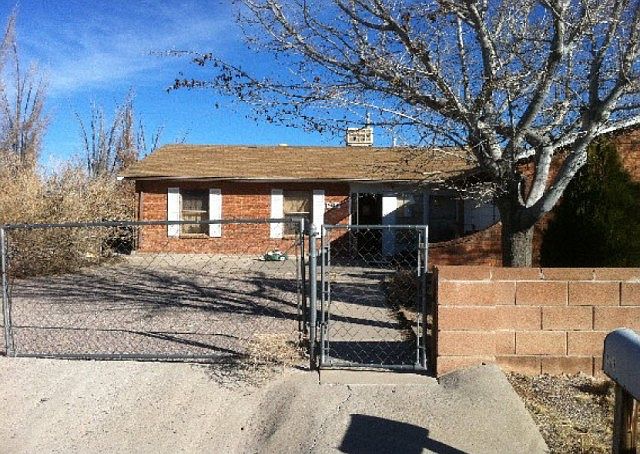 1st image of 507 Lucky St