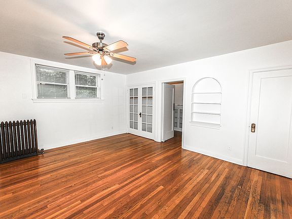 4th image of 740 E Broadway #S-102