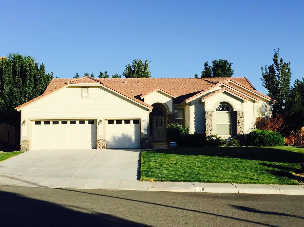 5550 Barcelona Court — Photo 2
