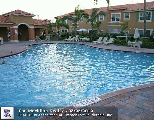 2nd image of 2274 Anchor Ct #2605