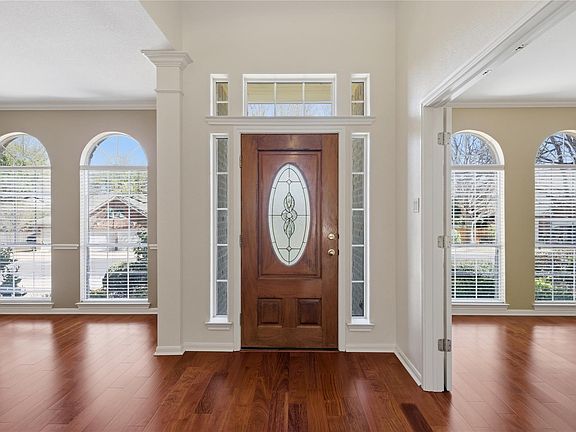 5th image of 8710 Sea Ash Cir