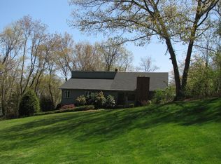 36 Russett Dr, Guilford, CT 06437