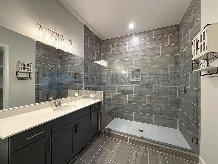 8156 Baronleigh Ln — Photo 47