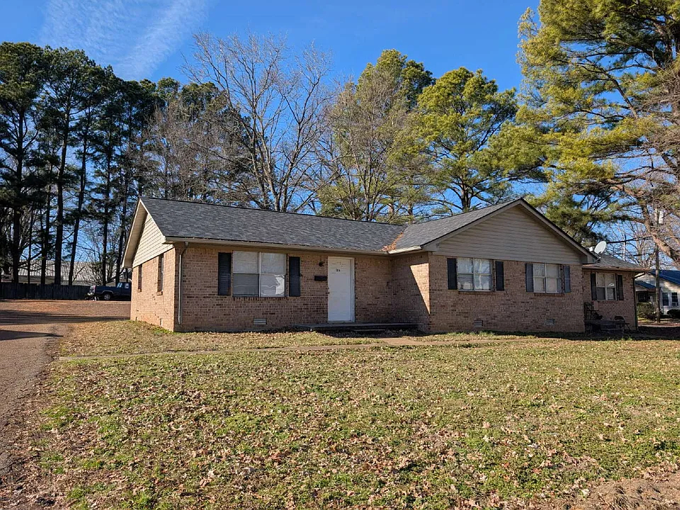 120 Willow Ln #A