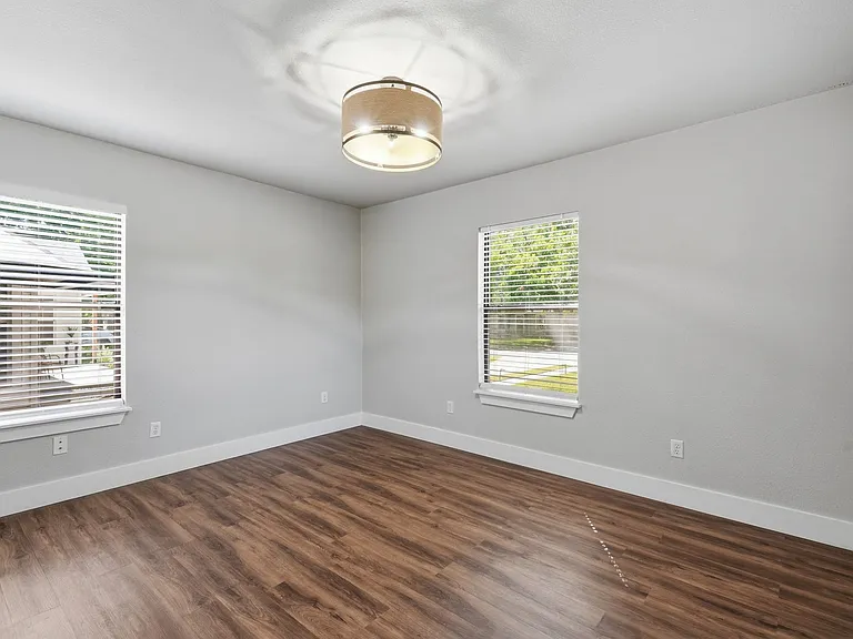 9011 Angora St — Photo 19