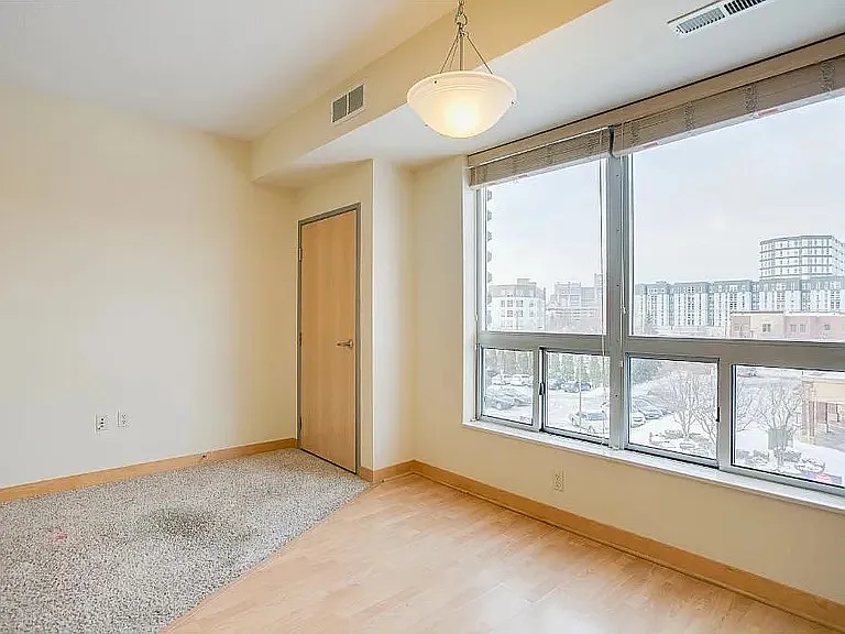 2600 University Ave SE #315 — Photo 9