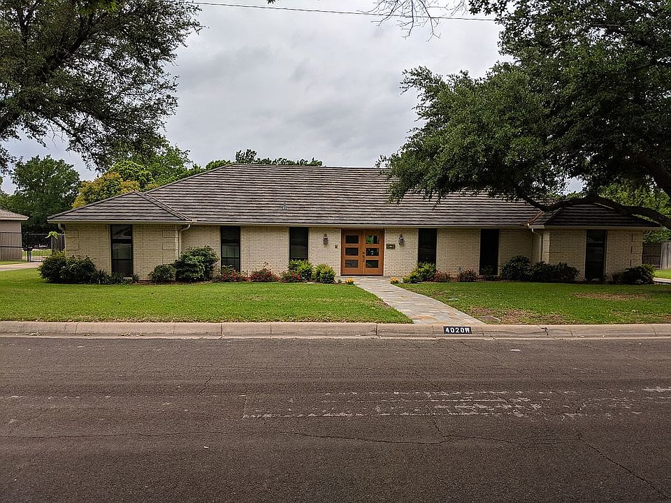 1st image of 4020 Hildring Dr W