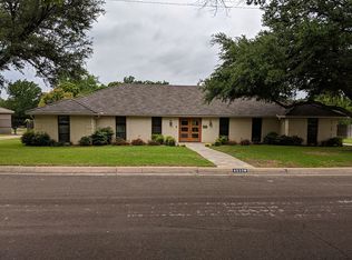 4020 Hildring Dr W, Fort Worth, TX 76109