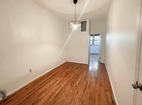 Rented by Ulas Real Estates Inc | media 17