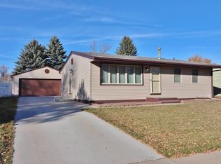 2312 Blake Rd, Minot, ND 58703