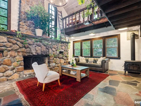321 E Glen Ave, Ridgewood, NJ 07450