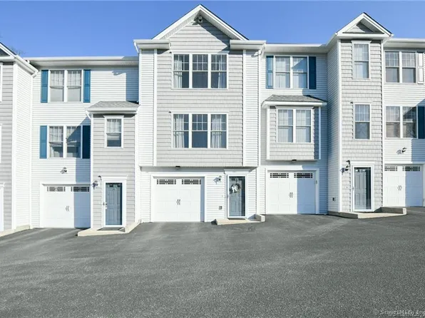 132 Taft Point #5, Waterbury, CT 06708