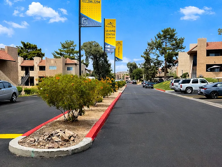 Desert Bay Apartments — Photo 23