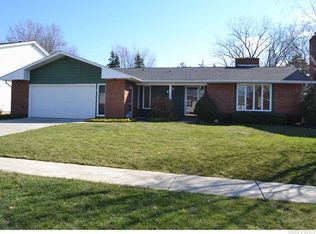 105 Pinewood Dr, Buffalo, NY 14224