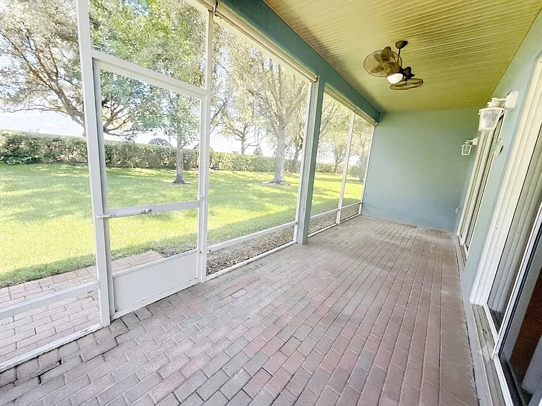 129 Crepe Myrtle Dr — Photo 19
